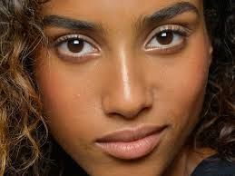 See full list on wikihow.com How To Grow Out Eyebrows 5 Steps To Fuller Brows Teen Vogue