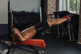 This progression will show you how to gradually achieve full dragon flags. How To Do The Dragon Flag