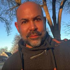 FAKE! FAKE! FAKE!!!!!!!!! REPORT!!!!!! Instagram!!!! mimimarks11_ is not  me!!!