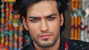 Rate Manu Bora(He is an ortho surgeon) : r/VindictaRateCelebs