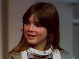 Dans une longue interview diffusée sur melody tv le 22 janvier, la chanteuse et comédienne hélène rollès a parlé. 1979 Helene Rolles Jeune Comedienne De 12 Ans Archives Video Et Radio Ina Fr