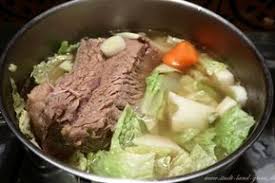 Siedfleischtopf Rezept Fur Eine Gesunde Kraftsuppe Mit Gemuse Fleischsuppe Mit Siedfleisch Und Wintergemuse Siedfleisch Siedfleisch Kochen Fleischsuppe