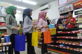 Check spelling or type a new query. Alfamart Ajak Konsumen Kurangi Penggunaan Plastik Antara News Mataram Berita Ntb Terkini