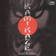 Tetap tidak dapat menemukan lirik yang anda cari Heloisa Mp3 Lirik Lagu Album Kamikaze Kontroversi 2000 Tracklist 01 Sengat 02 Kerja 03 Tawa Dalam Tangisan 04 Dentuman 05 Bayangan Semalam 06 Itulah Pasal 07 Cengkaman Abadi 08 Luhur