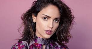 Gisselle Acevedo's Instagram, Twitter & Facebook