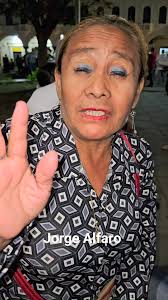 Carmencita la pipiripao no pierde las esperanzas de volver a bailar.  #reelsvideoシ #reelsviralシfb #love #viral #bailes #virales2024 #humor  #foryoupage #JorgeAlfaro #fbreels #viral #ElSalvador #baile ...