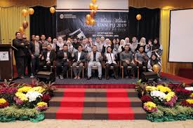 Mereka yang berminat dan berkelayakan adalah dipelawa untuk memohon untuk mengikuti program ijazah sarjana muda perguruan (pismp). Komunikasi Bcomm Pace