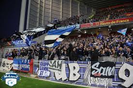 Keeping possession of the ball. Alain Casanova Si Strasbourg Est La C Est Qu Il Le Merite Maligue2