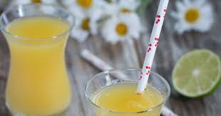 Jus De Gingembre Et Ananas