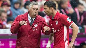 Da ging die pumpe allein durch die hitze. Fc Bayern Munchen Bevorzugt Carlo Ancelotti Die Alteren Spieler Eurosport