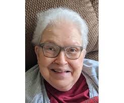 Lee Denham's Instagram, Twitter & Facebook