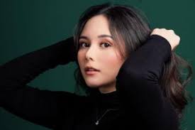 Bikin Haru, Intip 8 Potret Kedekatan Laura Anna dan Papa Gabor hingga Akhir  Hayat : Okezone Celebrity