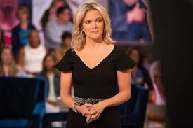Megyn kelly says she's been hounded by paparazzi in the aftermath of her controversial blackface comments that led to her nbc morning show being canceled. Megyn Kelly Finalizes Split With Nbc Vox