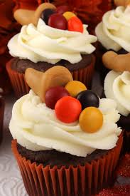 The oustanding image is part of cupcakes for thanksgiving decorating ideas has dimension x you can save as and obtain the cupcakes for thanksgiving decorating ideas images by click the. Thanksgiving Caramelcopia Cupcakes Two Sisters