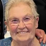 Linda Kimmons's Instagram, Twitter & Facebook