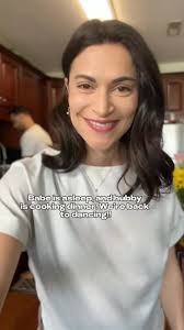 Life update 🙌🏽💃🏻🕺🏻😊 #husbandwife #dance #goodvibes #kitchen #dinner  #foryou #xybca