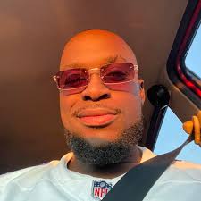 Editors please give this man some hair