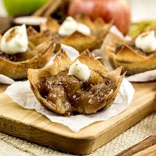 10 wonton wrappers 1/3 cup sugar 1 tablespoon cinnamon canola oil, for frying honey, optional whipped cream, optional; Mini Apple Pie Wonton Cups Easy Fall Dessert A Cultivated Nest