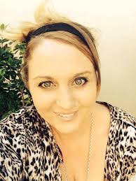 Adele Burgess's Instagram, Twitter & Facebook