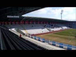Süper lig'in 34'üncü haftasında bb erzurumspor'a konuk olan beşiktaş'ta oğuzhan özyakup'un zemin eleştirilerine cevap geldi. Erzurum Kazim Karabekir Stadyumu 2017 Erzurumspor Bb Erzurumspor Erzurum Bb Erzurum Dadas Youtube