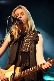 Последние твиты от jimmi's bar & grill (@jimmis_bar). Joanne Shaw Taylor A Brit And Blues Voice And Plays Guitar Lovely Accent Female Guitarist Guitar Girl Blues Musicians