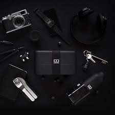 obre et elegant le noir est une valeur sure discreet and elegant black is a solid value monbento bento bentobox lunchbox lunch box bento black