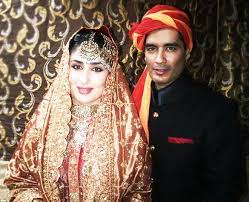 Throwback Wednesday Pictures From Kareena And Karisma Kapoor S Wedding