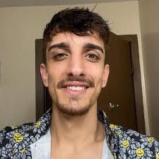 How early do u have to be for Walmart restock ?hour early ?