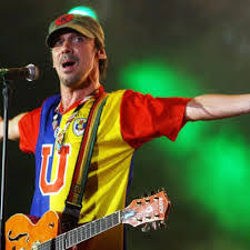 Me gustas tú is the second single from manu chao's second solo album, próxima estación: Me Gustas Tu Acordes Y Letra Para Guitarra Ukulele Bajo Y Piano Manu Chao