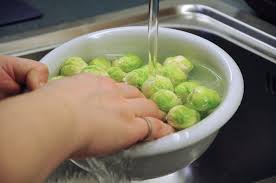 Maybe you would like to learn more about one of these? Scuola Di Cucina Pulire I Cavolini Di Bruxelles Le Ricette Dello Spicchio D Aglio