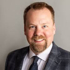 Paul Peltier's Instagram, Twitter & Facebook