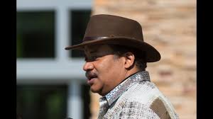 Astrophysicist Neil deGrasse Tyson Visits the Seahawks to Talk Physics and  Football