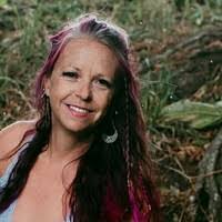 Candy Marshall's Instagram, Twitter & Facebook