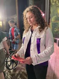 Plenty of advice, joy fills 'Dear Edwina Jr.' performance