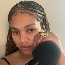 Amy Greig (@amyyygreigx)