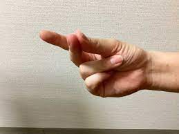 指で音を鳴らす 指パッチン 実践法 コツは親指 中指 薬指にあり 指 鳴らす 指 パッ