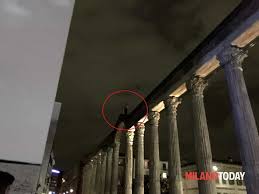 Tutti i b&b vicino a colonne di san lorenzo (milano) ai migliori prezzi. Ennesima Rissa In Colonne San Lorenzo 12 Settembre 2016