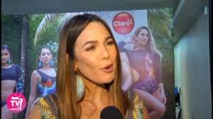 Picoteando el Espectaculo: Luz García dando seguidilla con pico colita!.  Fue punto blanco de críticas dejaba ver su ropa interior, y parte de sus  glúteos. Ver video.