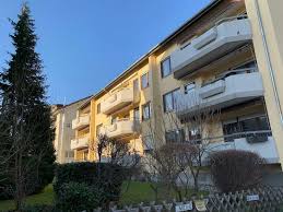 Hier haben sie genug platz für eine kleine familie, für wohngemeinschaften oder für pärchen. Stadtnahe 3 Zimmer Wohnung Mit Sudwestbalkon Schwabstrasse 31 Friedrichshafen In Baden Wurttemberg Friedrichshafen Ebay Kleinanzeigen