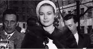 Grace patricia kelly was born on november 12. How Did Grace Kelly Die Popsugar Celebrity