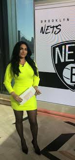 Celebrity Legs and Feet in Tights: Molly Qerim`s Legs and Feet in Tights 2