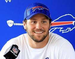 Mindy Finnegan's Instagram, Twitter & Facebook