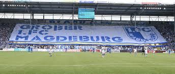 Biete zum verkauf ticket siehe anzeige an. Video Fcm Fans Zeigen Grosse Choreo Vor Spiel Gegen St Pauli Liga2 Online De