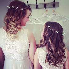Wedding Hairstyle Ideas Modelled By Real Bridesmaids At Cosmopolitan Co Uk Hair Styles Bridesmaid Hair Short Hair Updo
