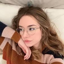 Nancy Lucy (@lucy_nancy60426)