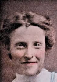 Mary Harpole's Instagram, Twitter & Facebook