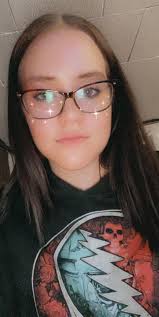 We are proud to introduce our daughter, Kaylee Jayde Hickman. Kaylee is a  graduating senior at Okeechobee High School, and she's headed for great  things! After graduation, she'll be diving into the