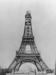 Fleur siouffi, « la construction de la tour eiffel », histoire par l'image en ligne, consulté le 04 juin 2021. The Construction Of The Eiffel Tower Eiffel Tower Google Arts Culture