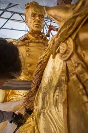 A gold leaf artisan at work in kanazawa, japan/lucia griggi. How To Improve A Statue That S Been Made To Dazzle Tone It Down The New York Times