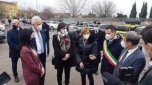 186 186 people viewed this event. Lucia Azzolina In Visita Al Gobetti Volta Attualita Bagno A Ripoli